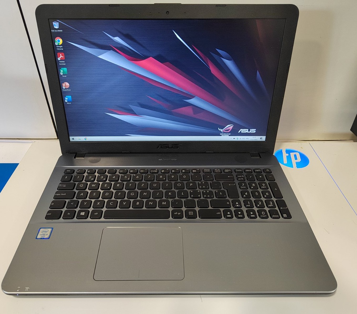 ASUS F541UA-GQ1064T
