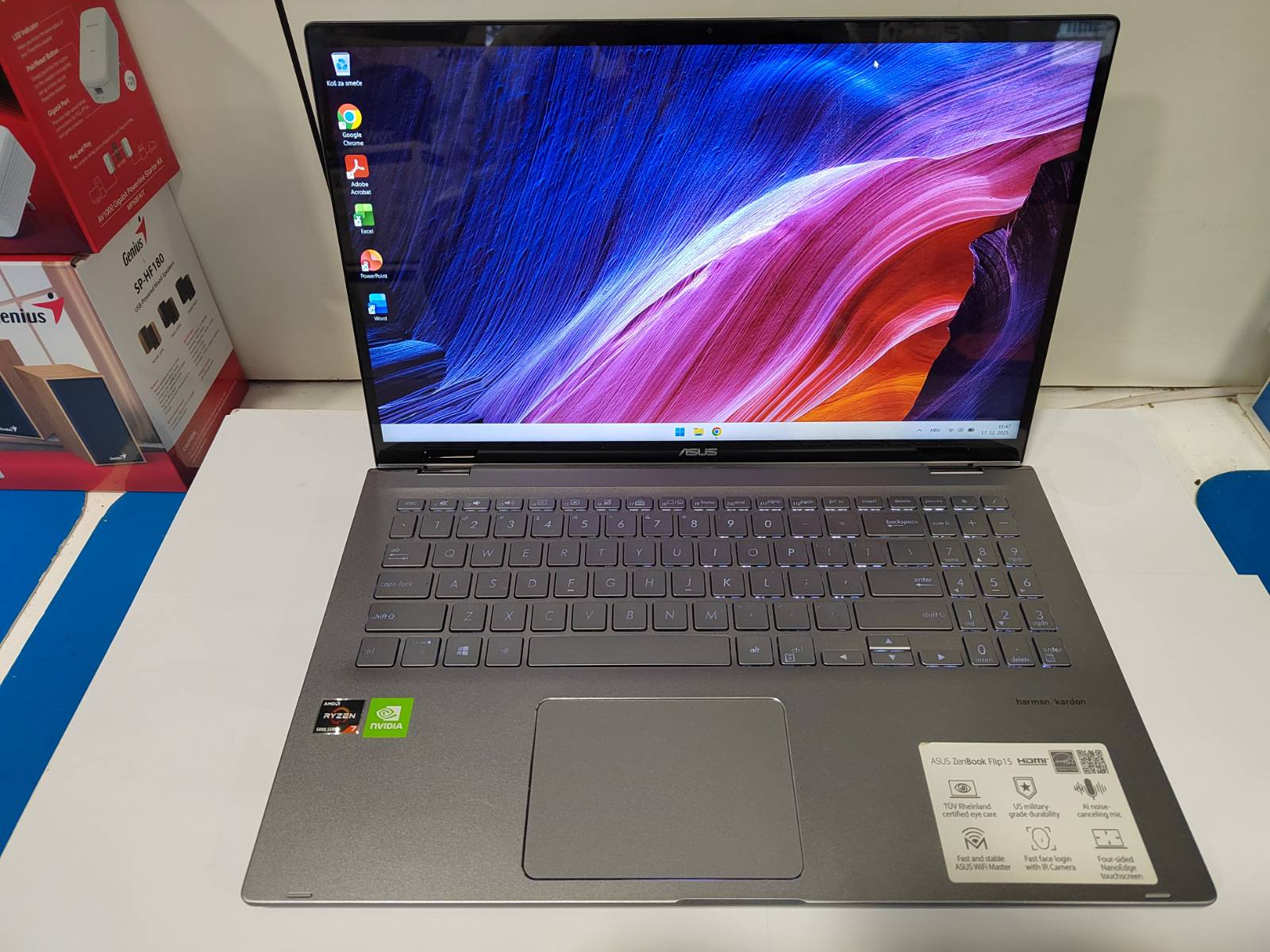 ASUS ZenBook Flip 15 Q508UG