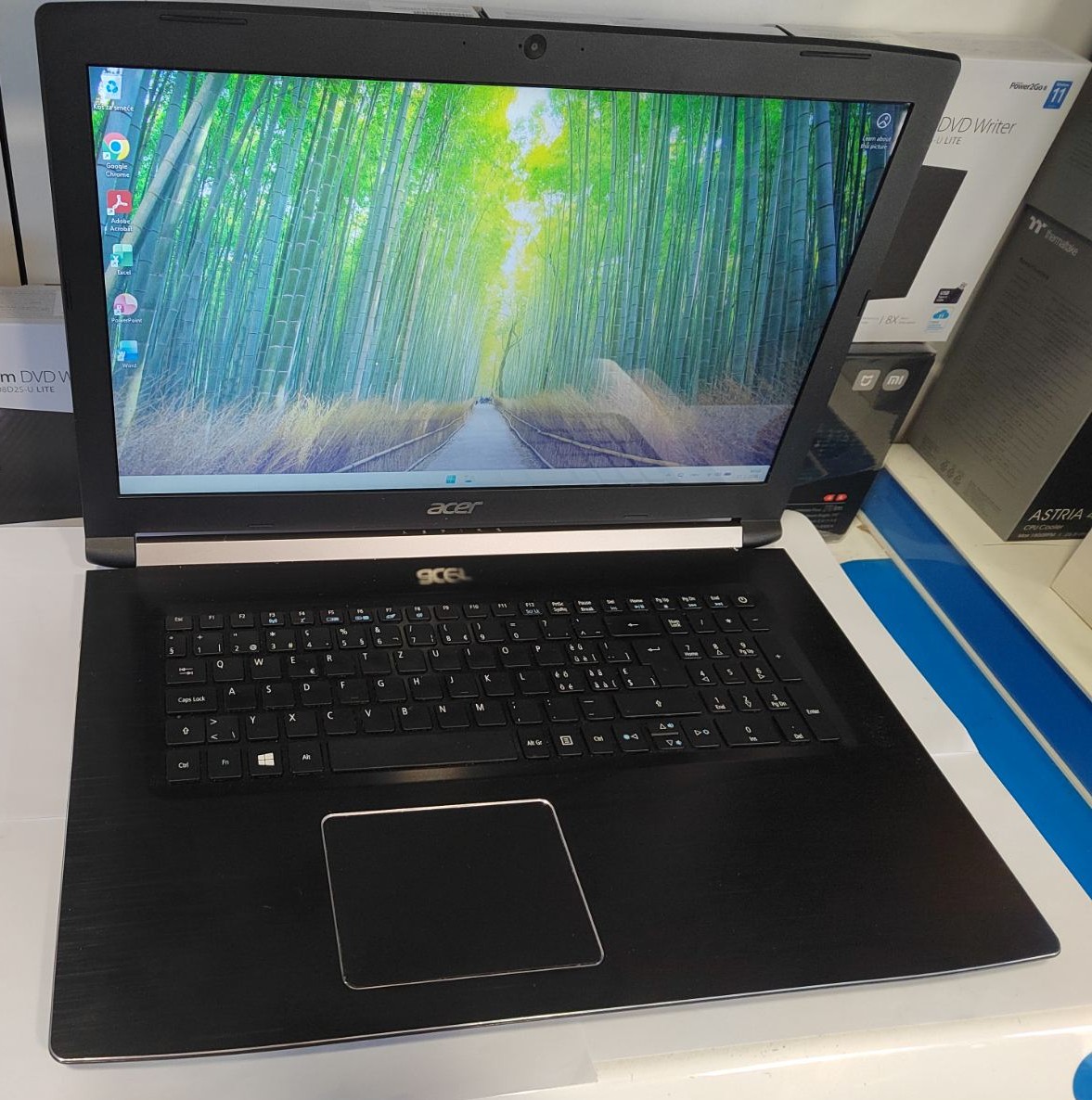 Acer Aspire 5 A517 17.3″ | i5 | 8GB | SSD+HDD | Garancija