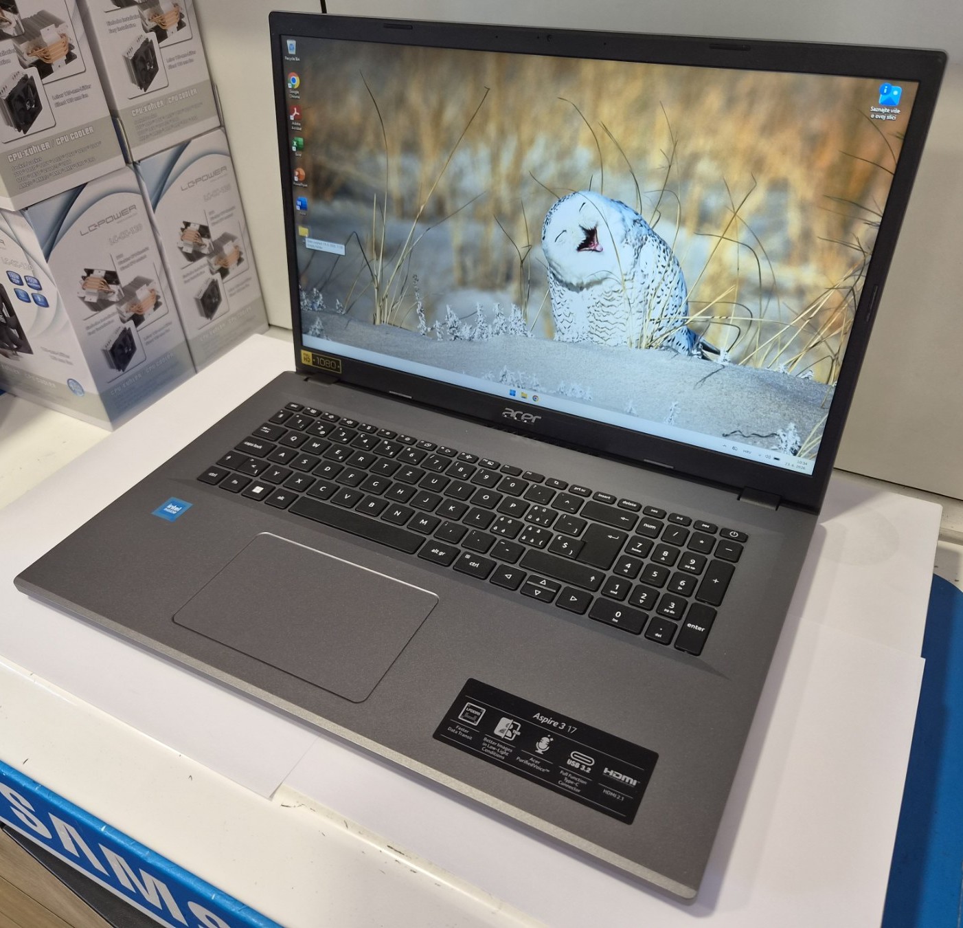Acer Aspire A317-55P-C8YT – Veliki 17.3" FHD IPS Laptop sa DDR5 Memorijom