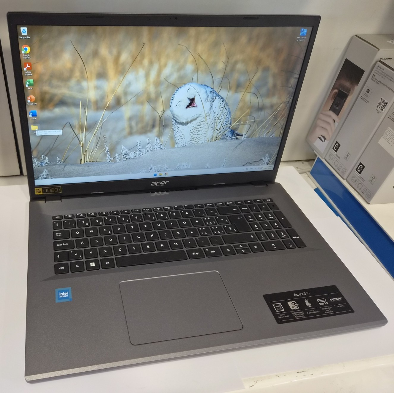 Acer Aspire A317-55P-C8YT – Veliki 17.3" FHD IPS Laptop sa DDR5 Memorijom