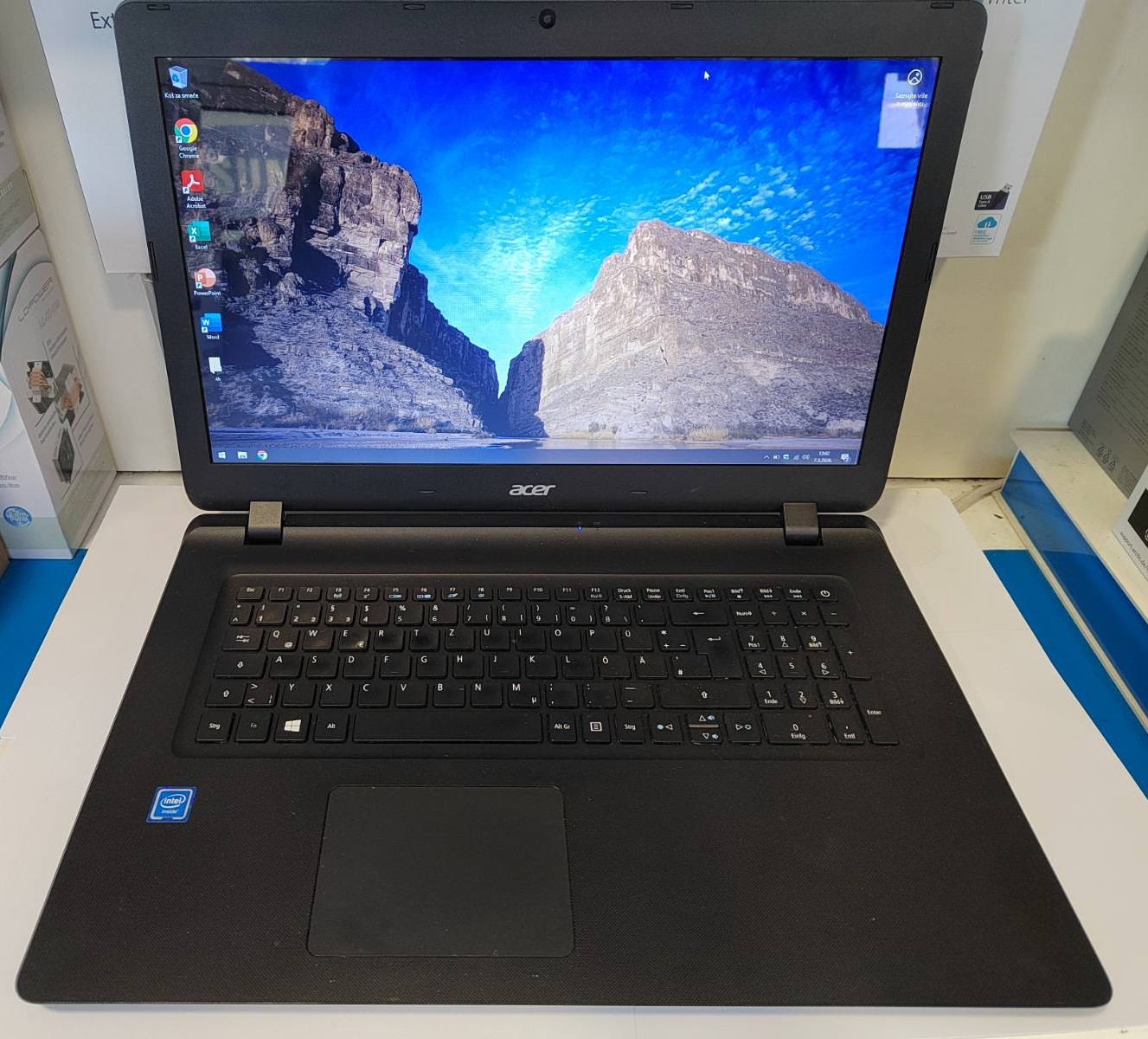 Acer Aspire ES1-732 17.3" Laptop – 8GB RAM / 512GB SSD