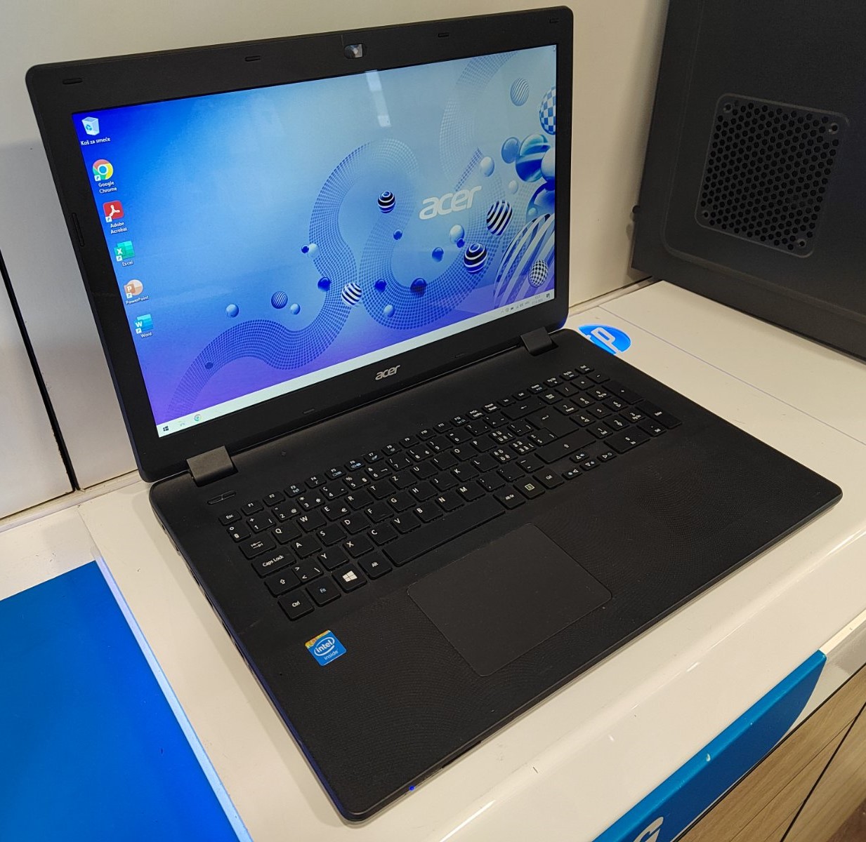 Acer Aspire ES1-711-C1BF
