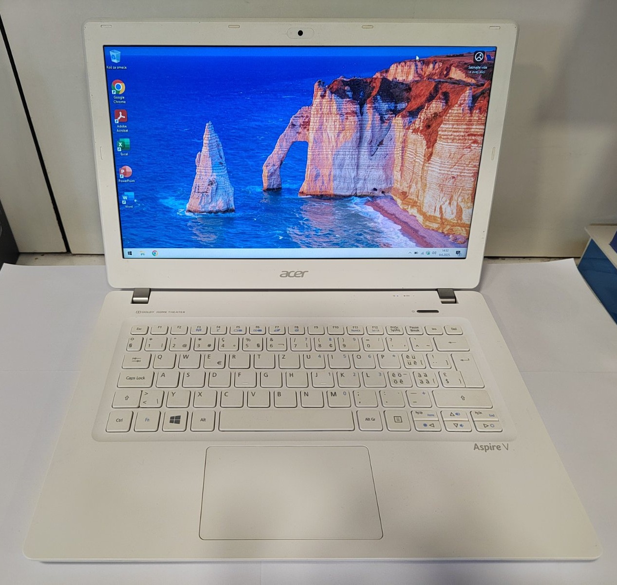 Acer Aspire V3-371-705S