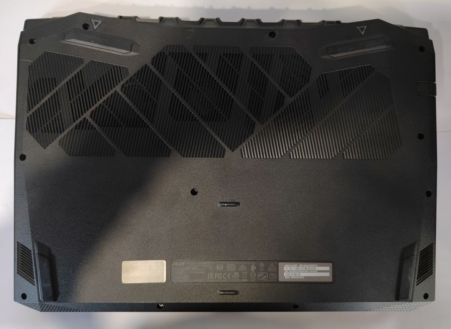 Acer Nitro AN517-51-59ZT GAMING!!!
