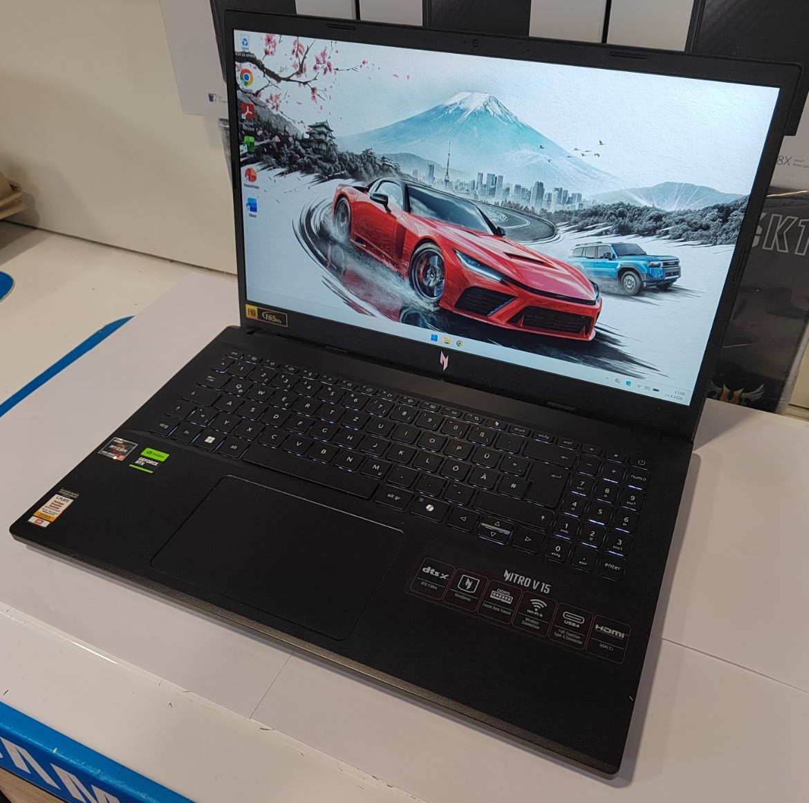 Acer Nitro V15 – Ryzen 5 6600H / RTX 2050 / 16GB DDR5 / 1TB SSD / 165Hz