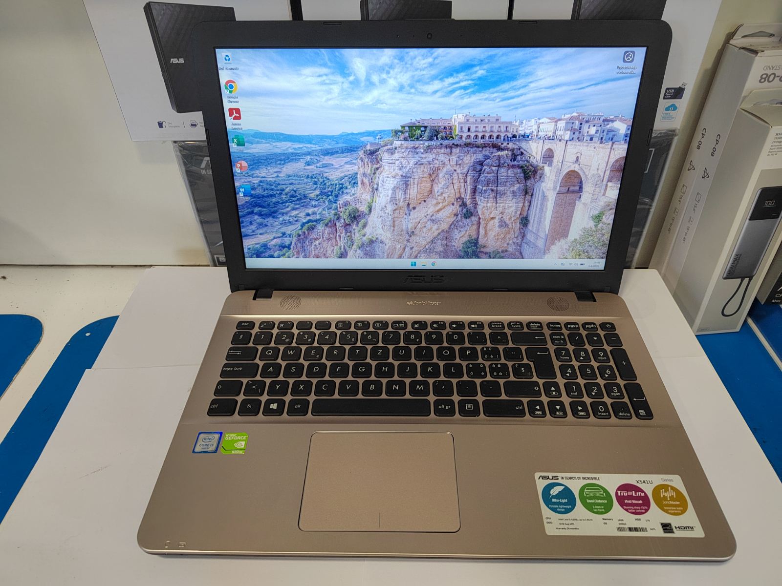 ASUS A541UV i5 – 16GB RAM / 256GB SSD / NVIDIA 920MX | 15.6" Full HD