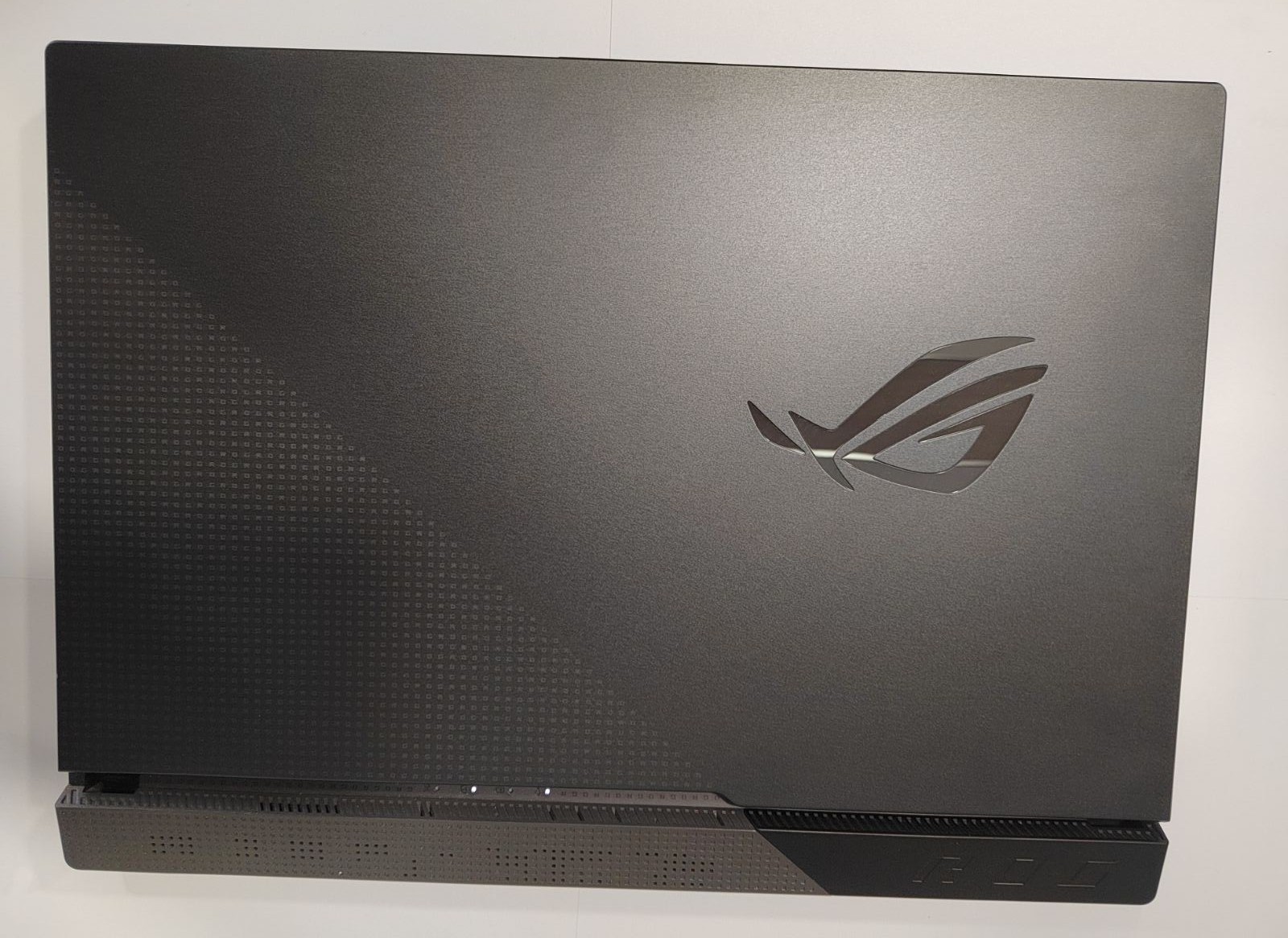 Asus Rog Strix G513IH-HN008 GAMING!!!