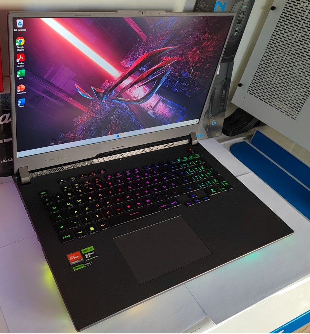 Asus Rog Strix G713PI-LL034W GAMING!!!