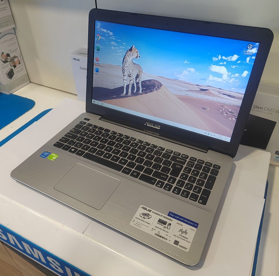 Asus X555LJ i5 8GB 256GB SSD NVIDIA GeForce 920M