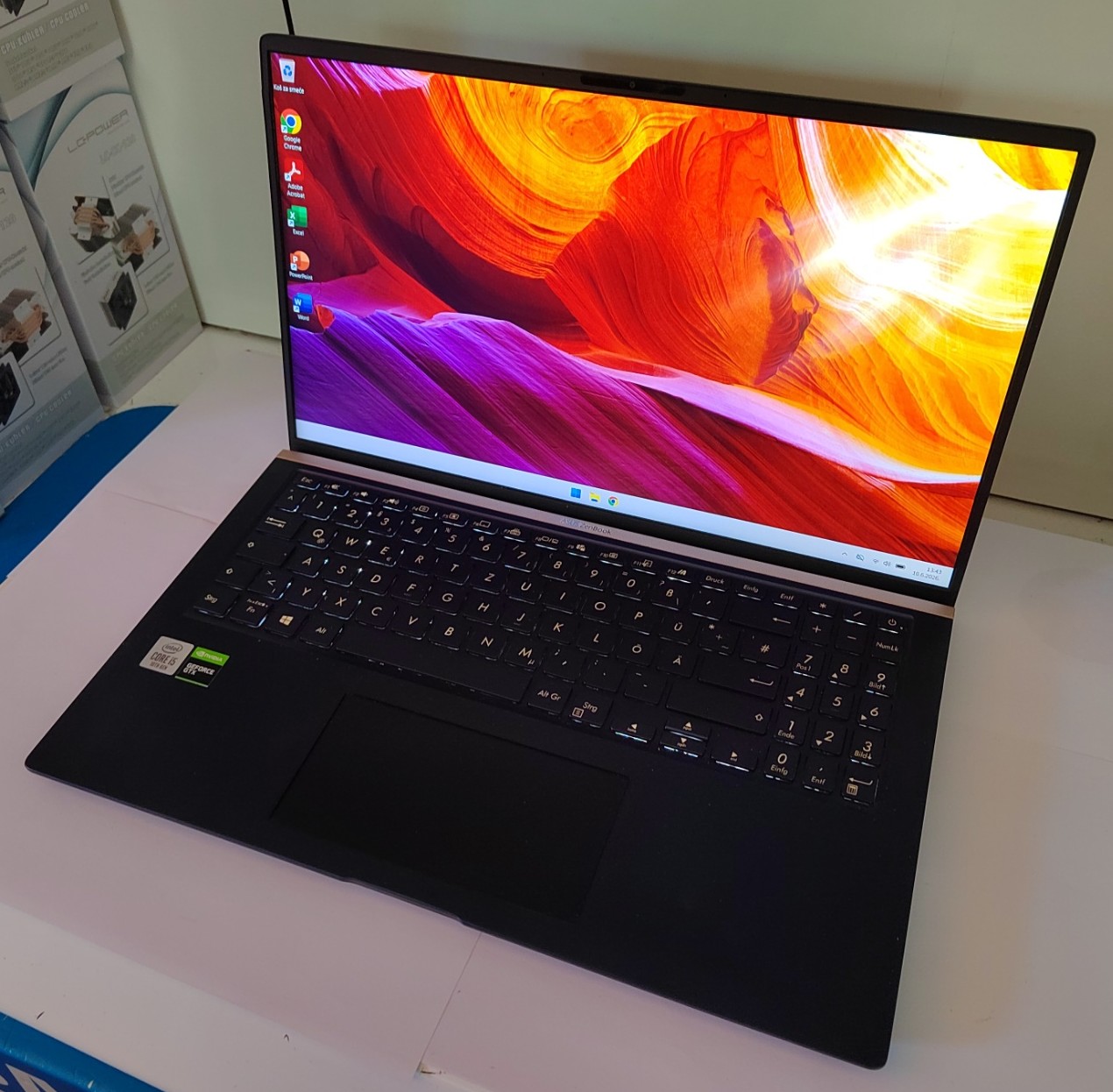 ASUS ZenBook UX534F – GTX 1650, 512GB NVMe SSD i Full HD IPS ekran