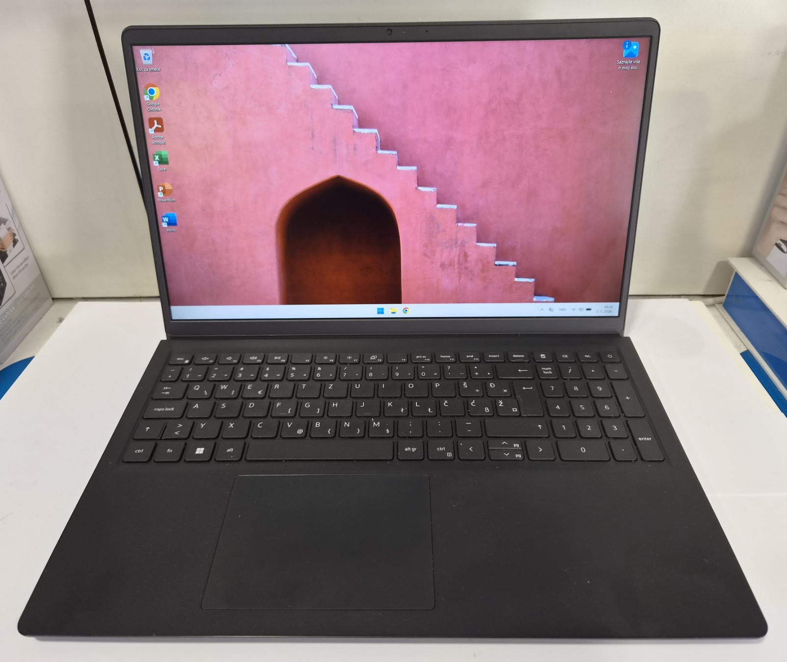 Dell Vostro 15 3510 – Intel Core i5, 8GB RAM, 512GB NVMe SSD
