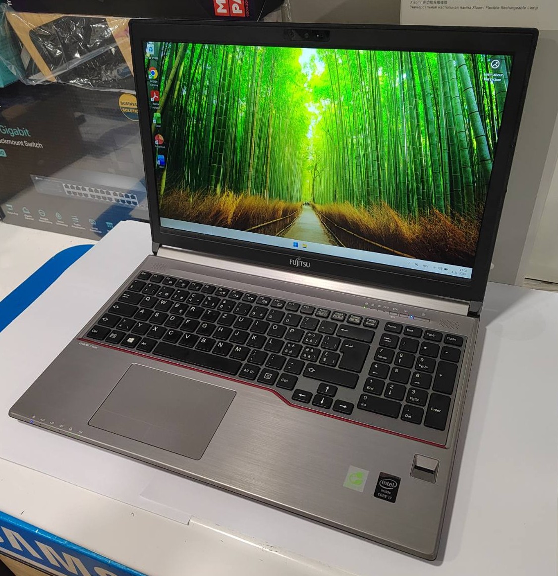 Fujitsu LIFEBOOK E754