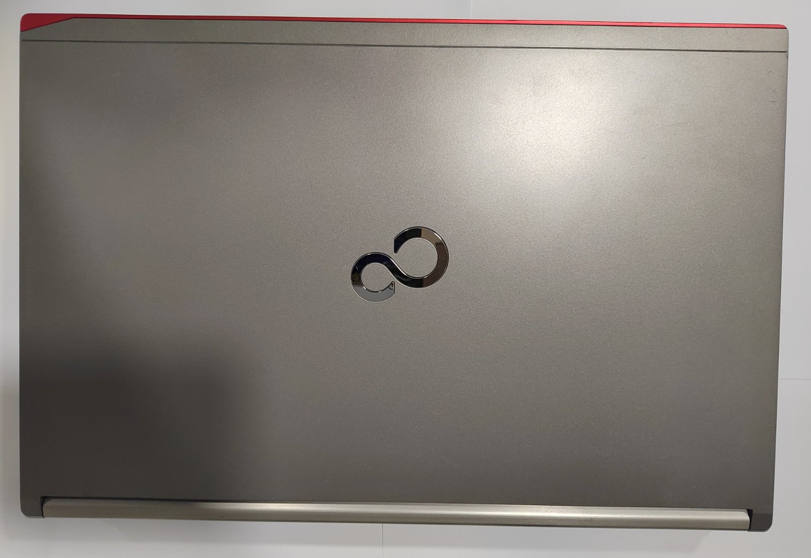 Fujitsu LIFEBOOK E754