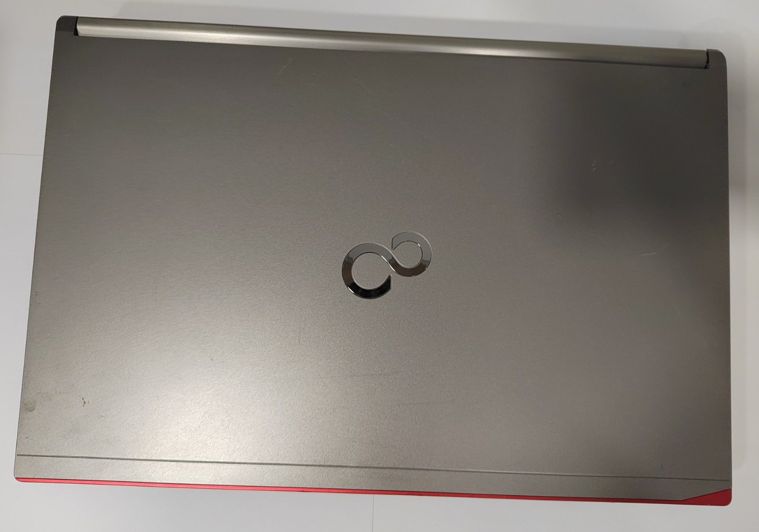 Fujitsu Lifebook E754