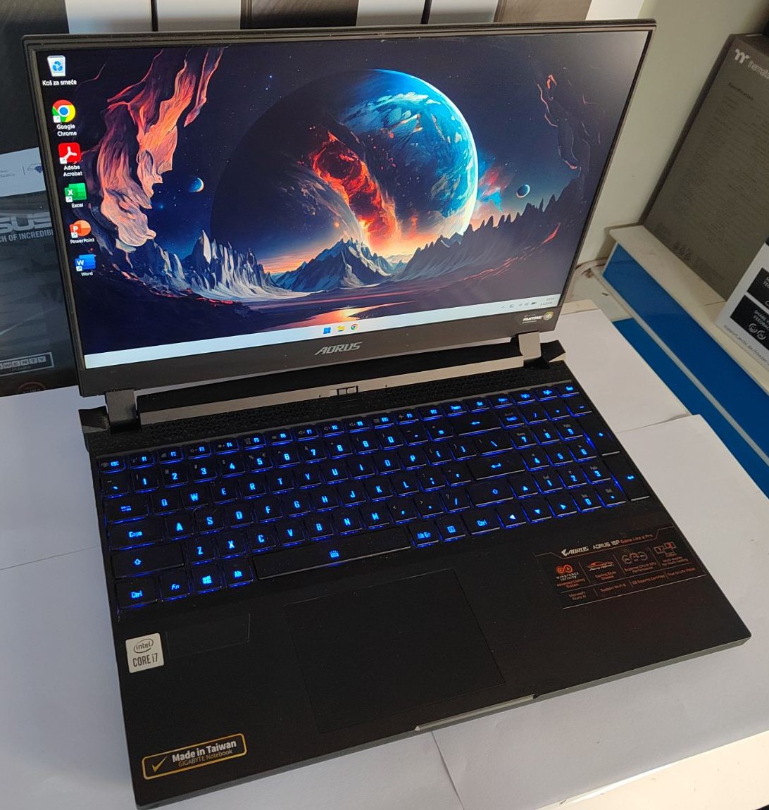 ✅ Gigabyte AORUS 15P XC Gaming Laptop RTX 3070 32GB 240Hz ⭐