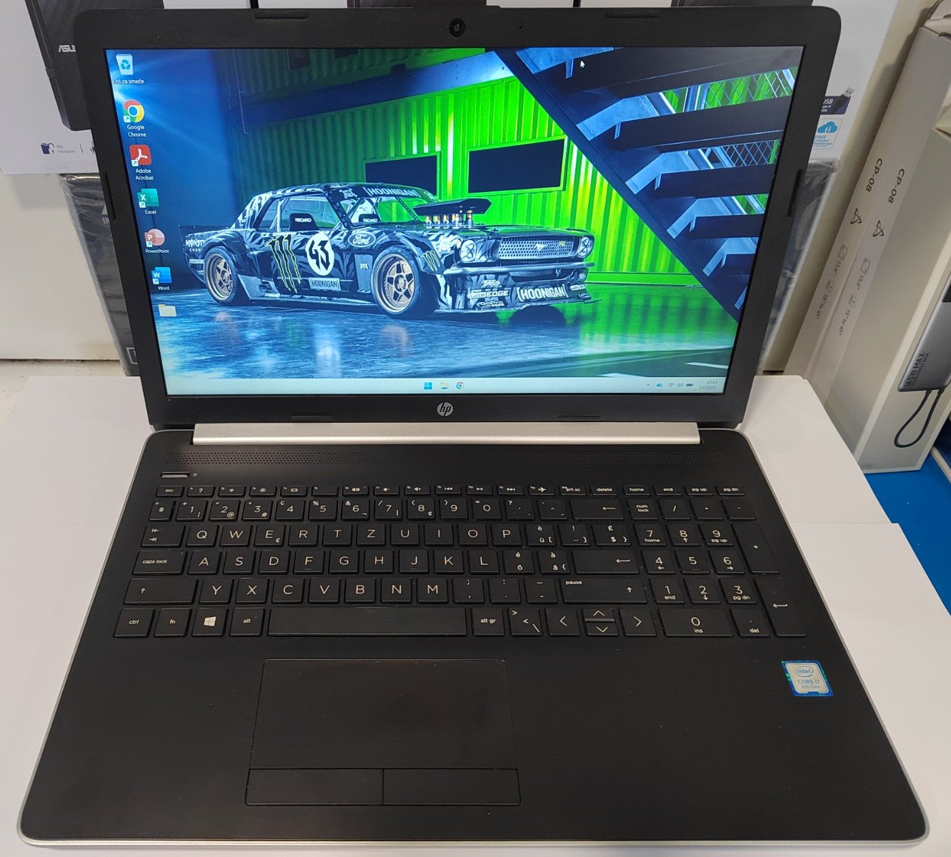 HP 15-da865nz i7-8550U / 16GB RAM / 256GB SSD – FULL HD IPS Laptop