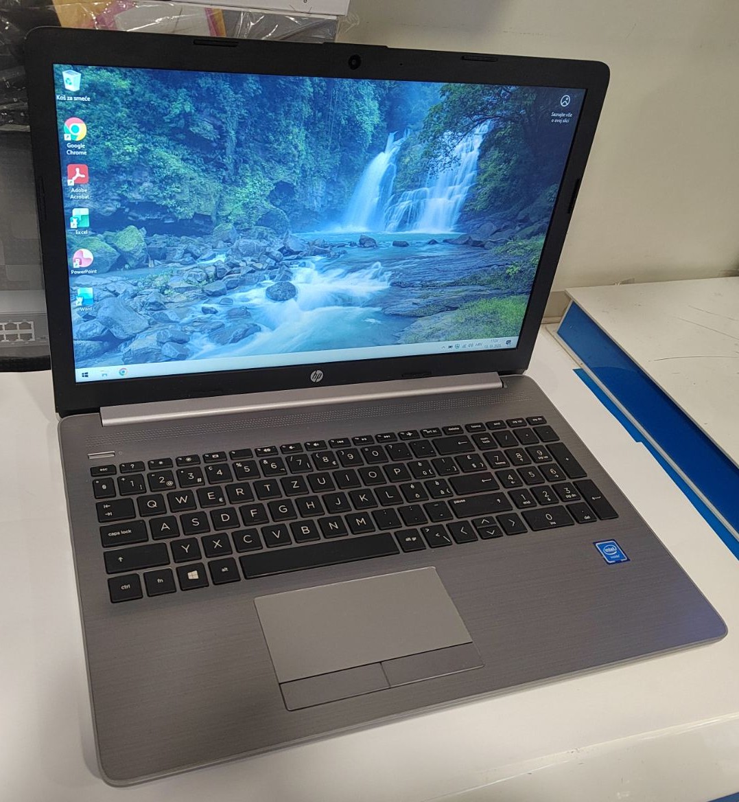 HP 250 G7