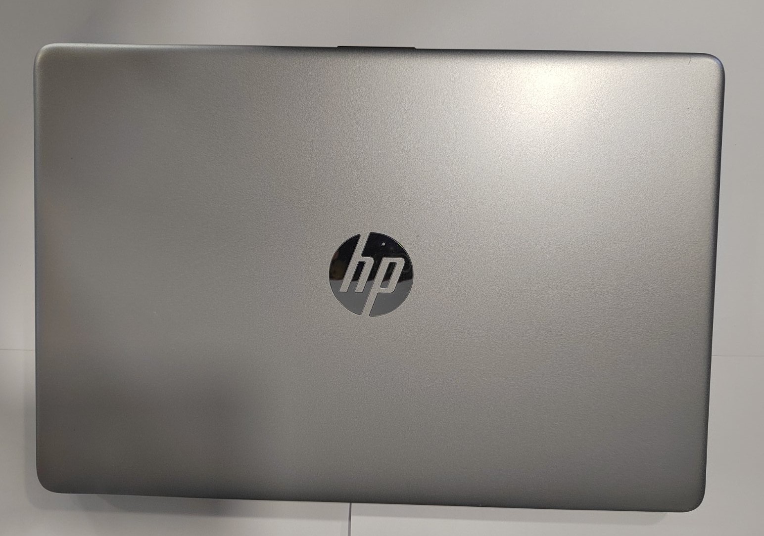 HP 255 G8