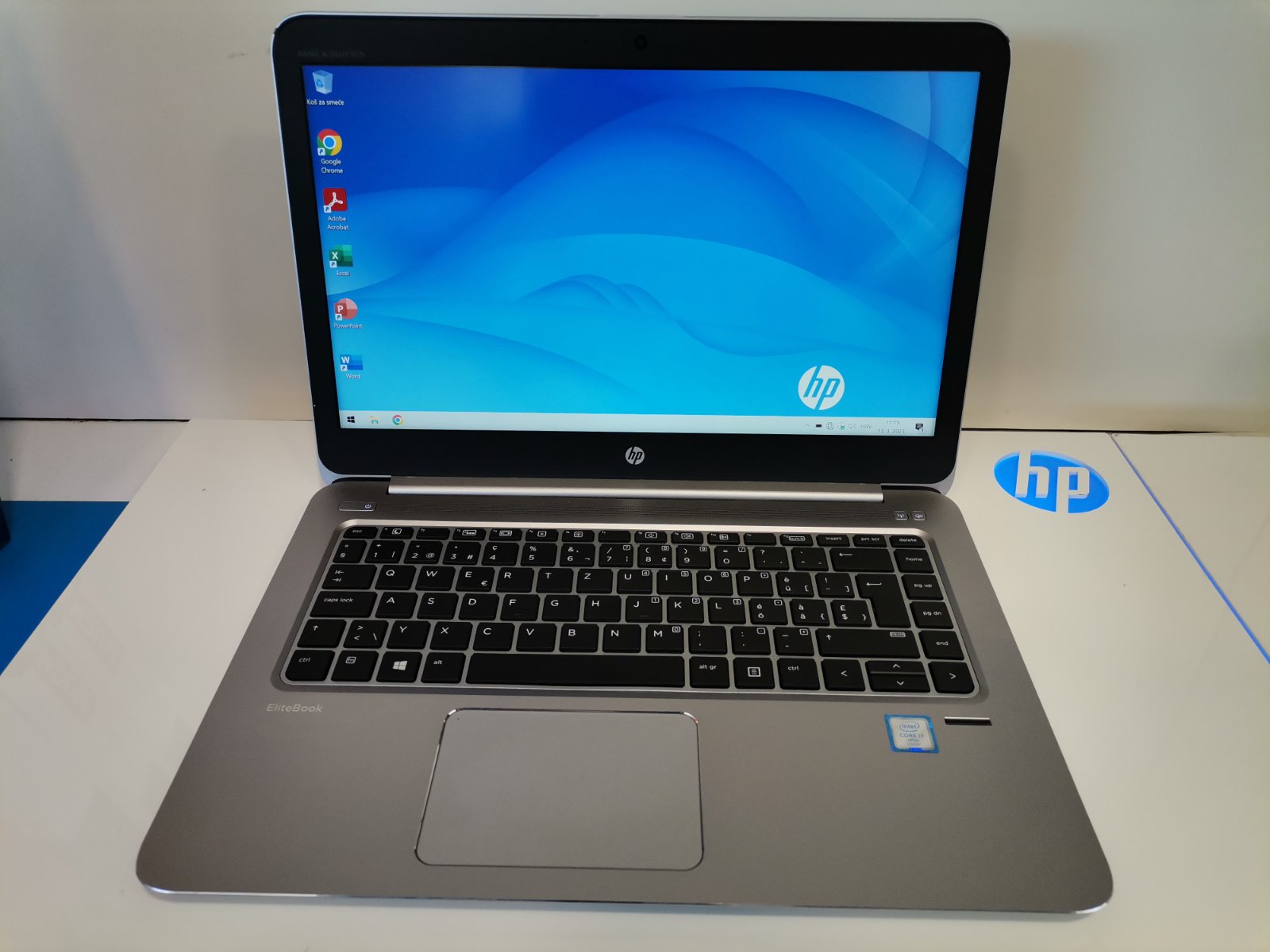 HP EliteBook 1040 G3