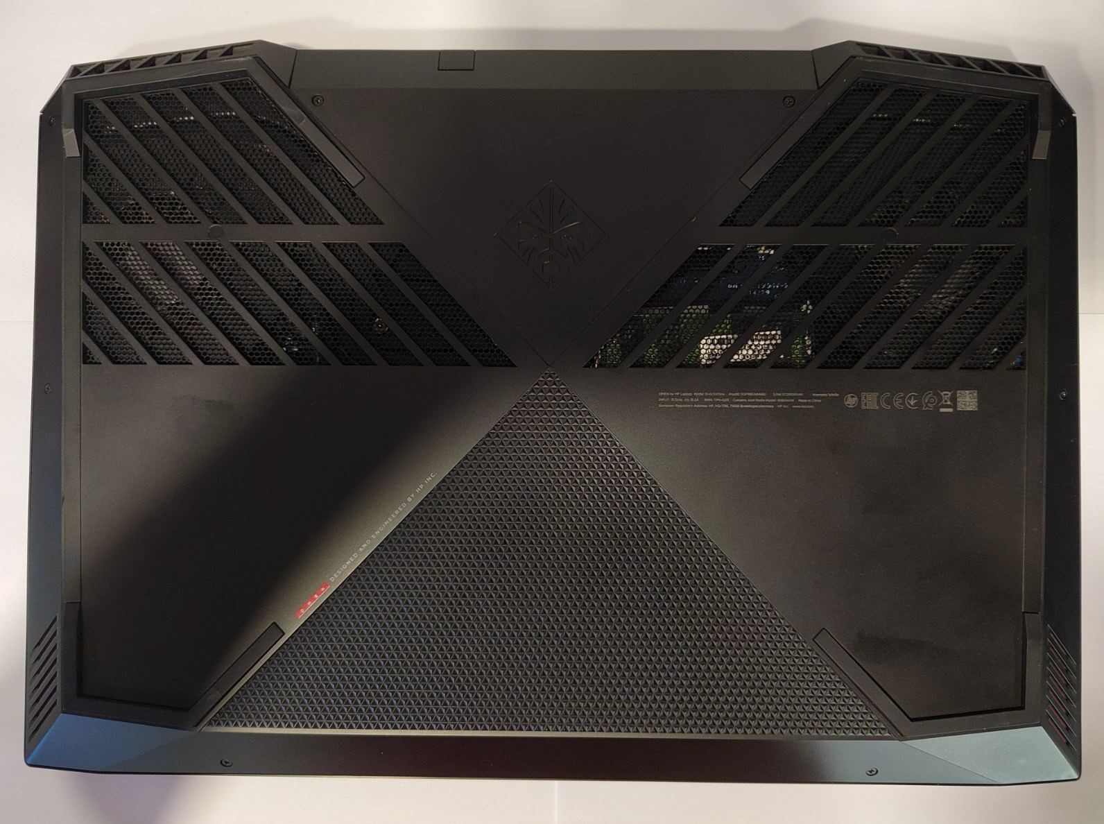 HP OMEN 15-dc1005na GAMING!!!