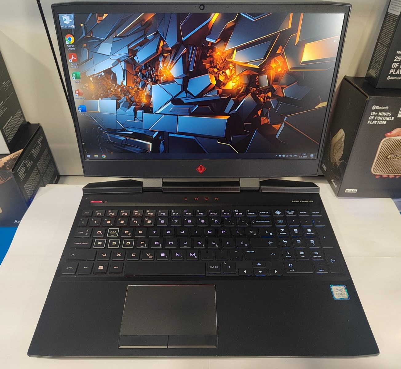 HP OMEN 15-dc1061nm GAMING!!!