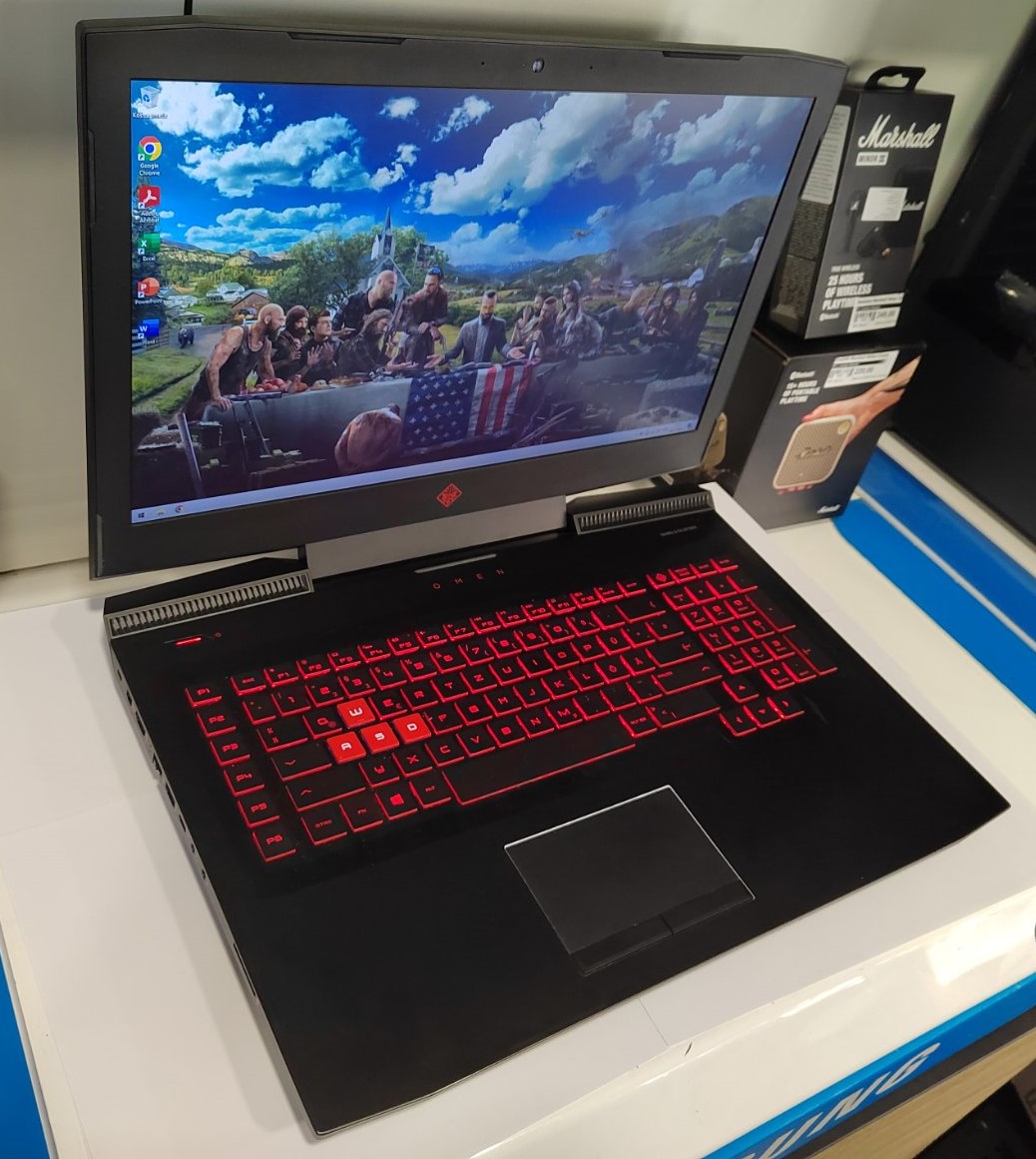 HP Omen 17-an089ng GAMING!!!