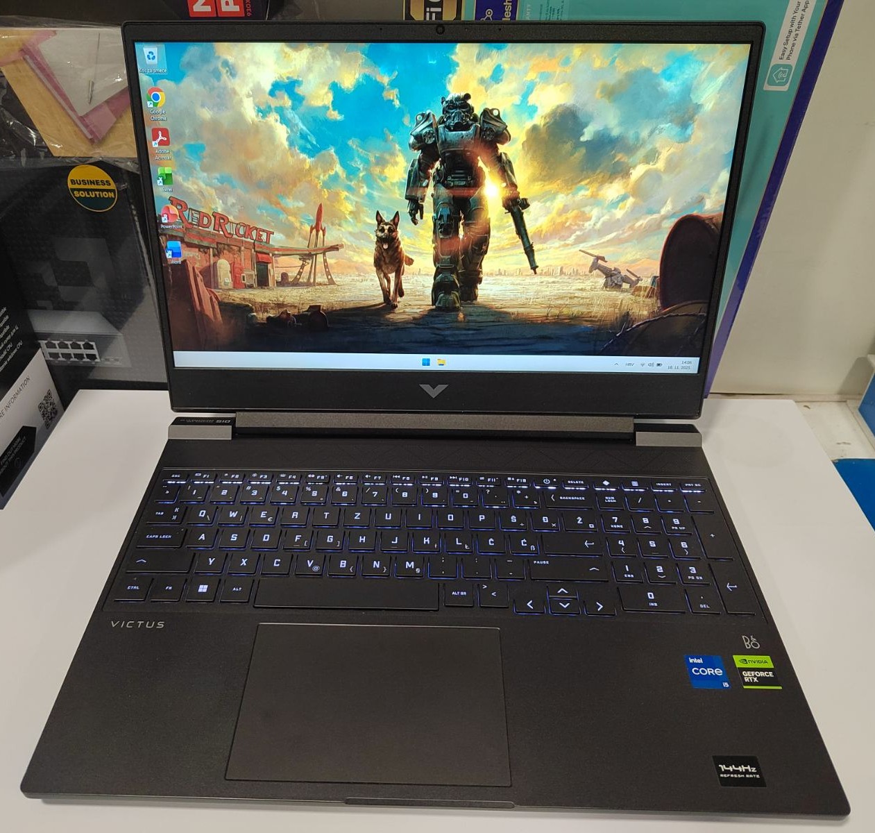 HP Victus 15-fa0046nm GAMING!!!