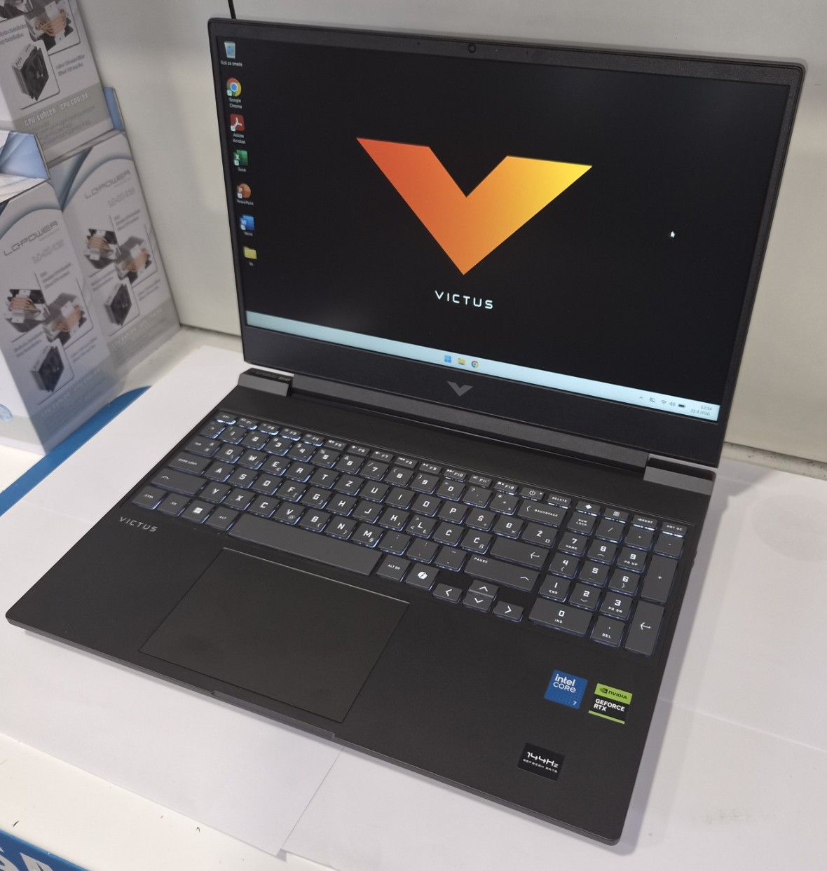 HP Victus 15-fa2114nm Gaming – Core 7 240H, RTX 5060, 16GB DDR5, 144Hz