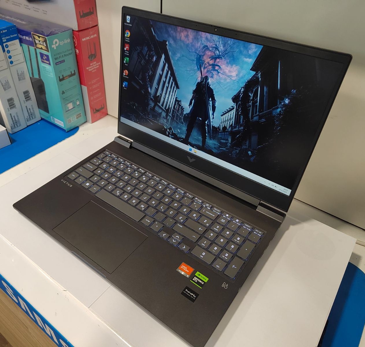 HP Victus 16-s0011nm GAMING!!!