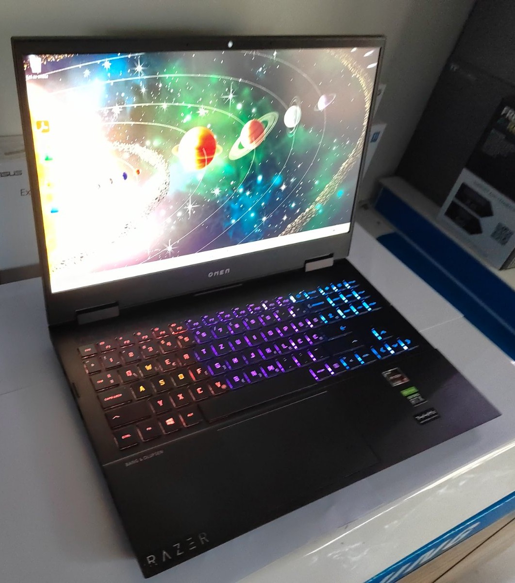 HP OMEN 15 – Ryzen 7, 32GB RAM, RTX 3060, 144Hz Gaming Laptop