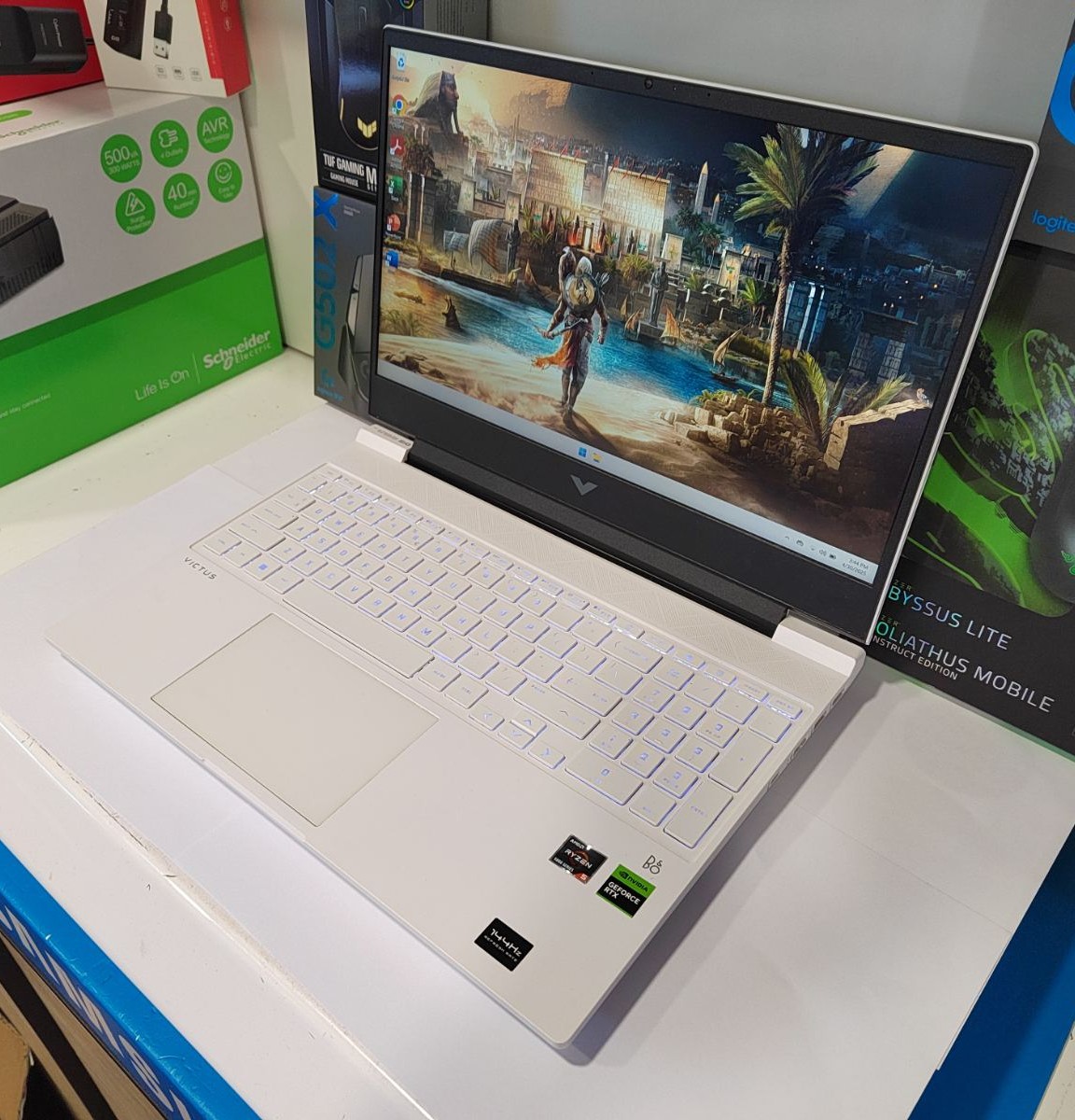 Hp Victus 15-fb0065nia GAMING!!!