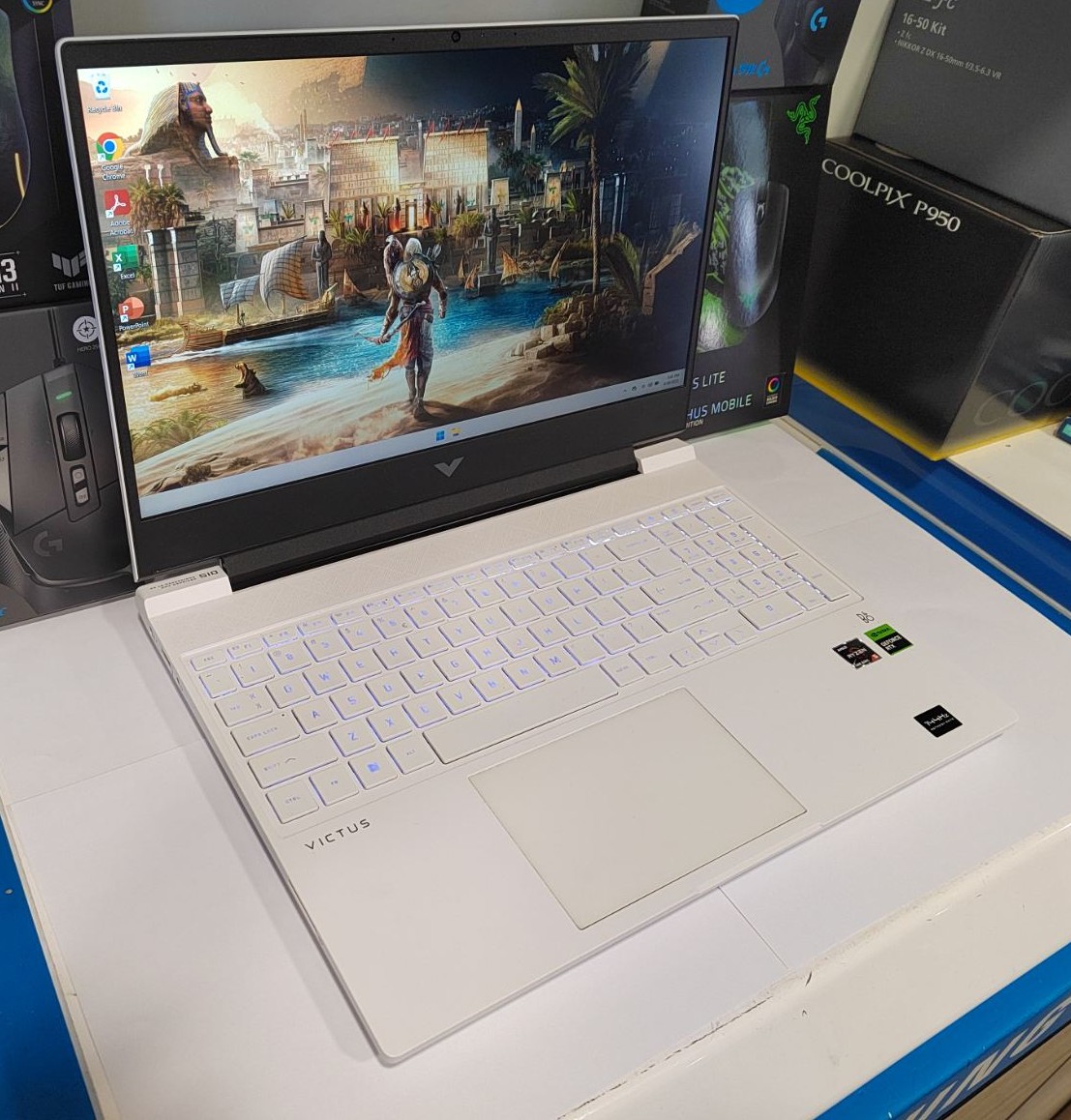 Hp Victus 15-fb0065nia GAMING!!!