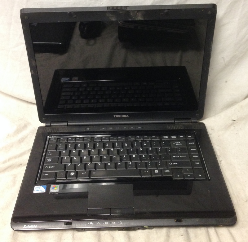 Toshiba Satellite L305