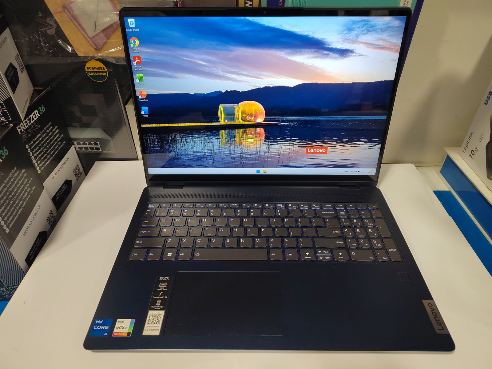 Lenovo IdeaPad Flex 5 IRU8