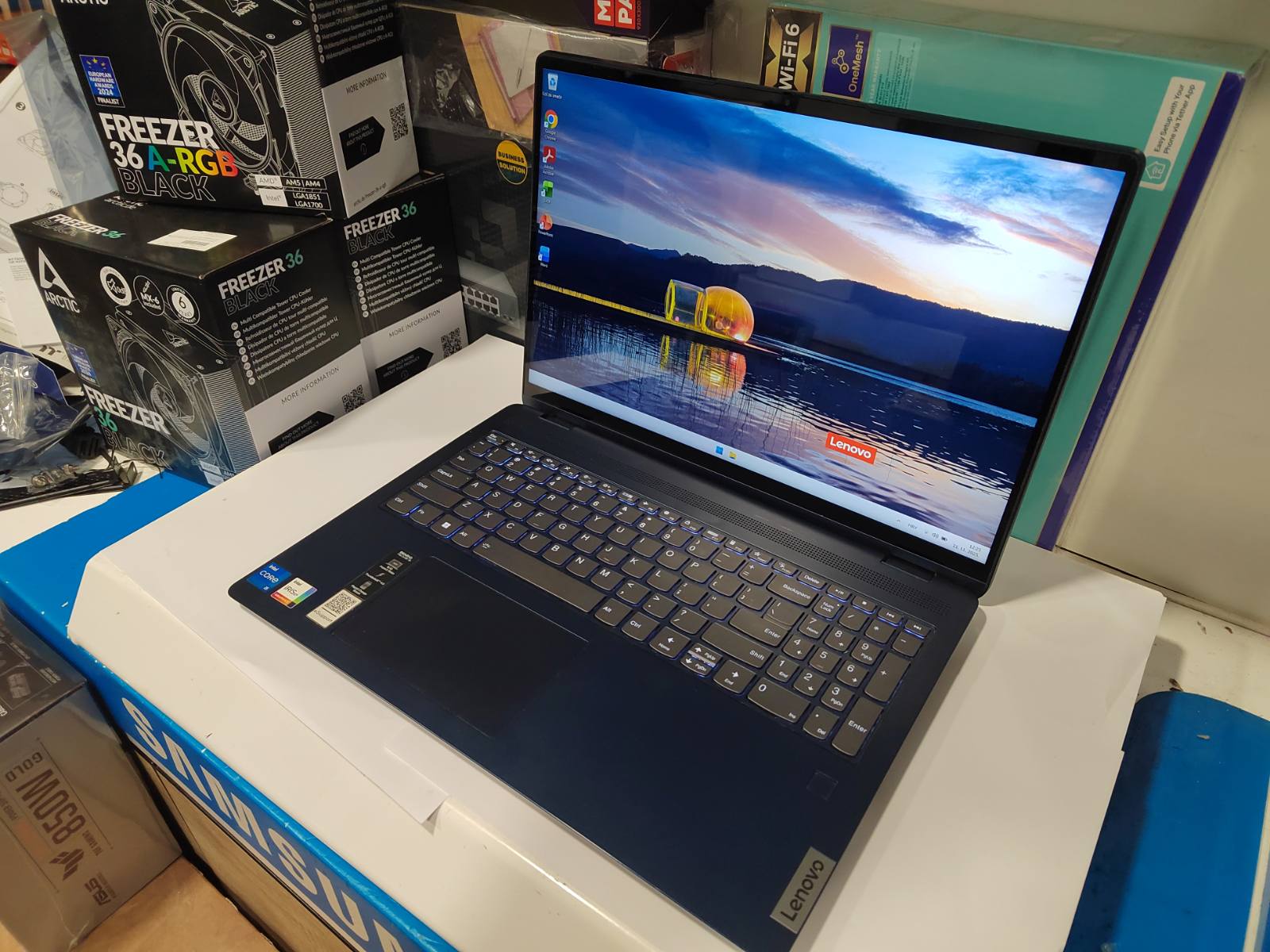 Lenovo IdeaPad Flex 5 IRU8