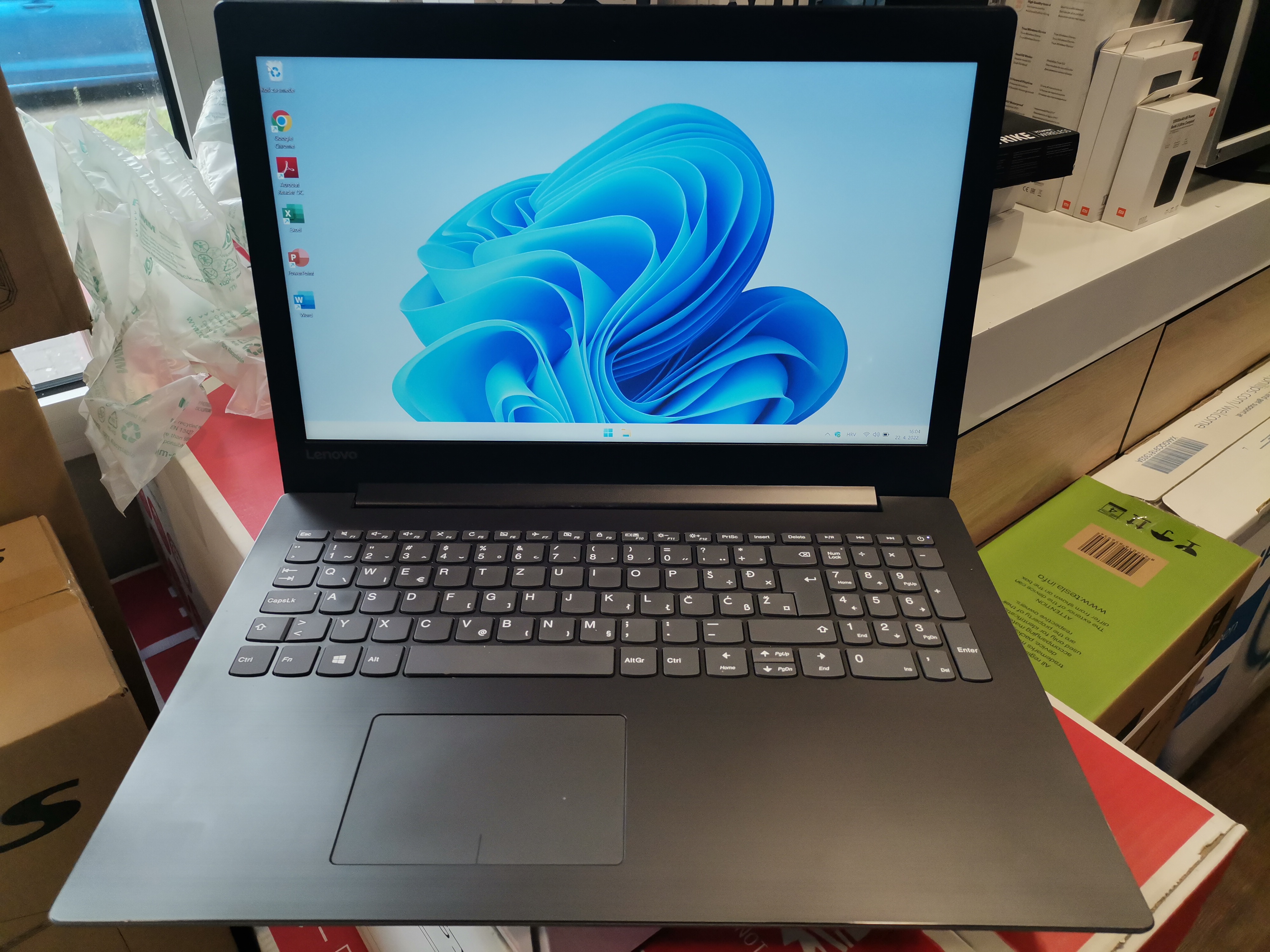 Lenovo Ideapad 320-15AST