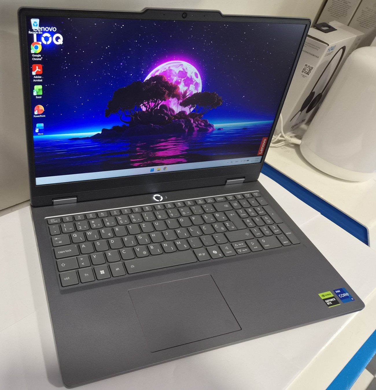 Lenovo LOQ Essential 15IRX11 – Gaming laptop s Intel Core i7-13650HX i RTX 5050