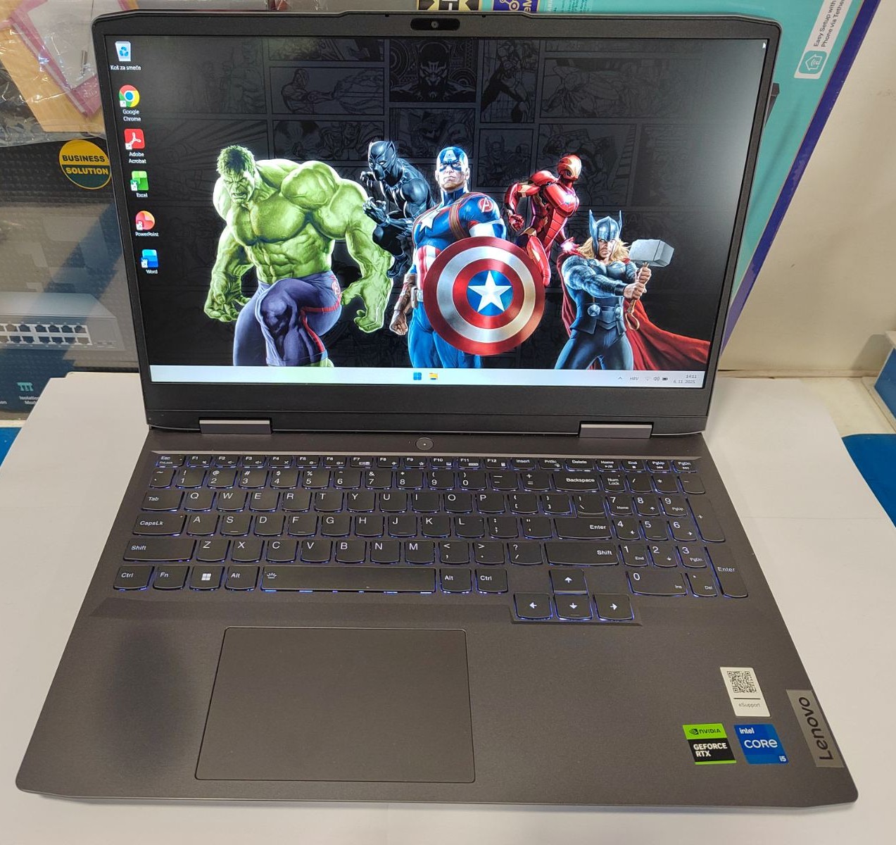 Lenovo LOQ 15IRH8 GAMING!!!