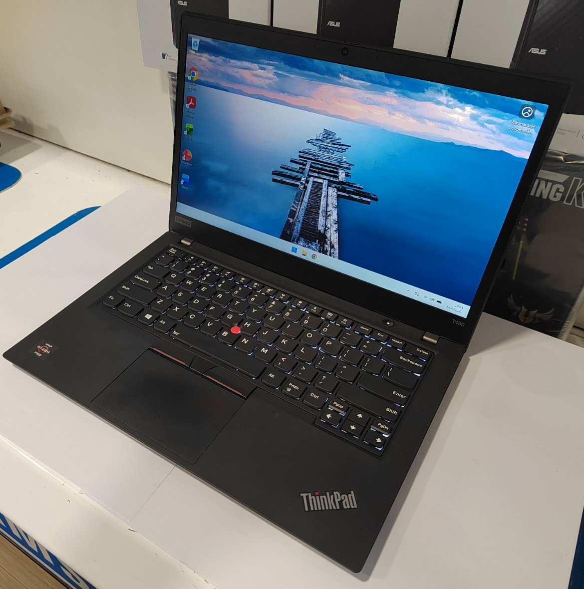 Lenovo ThinkPad T490 – Ryzen 5 PRO, 16GB RAM, SSD, Full HD IPS