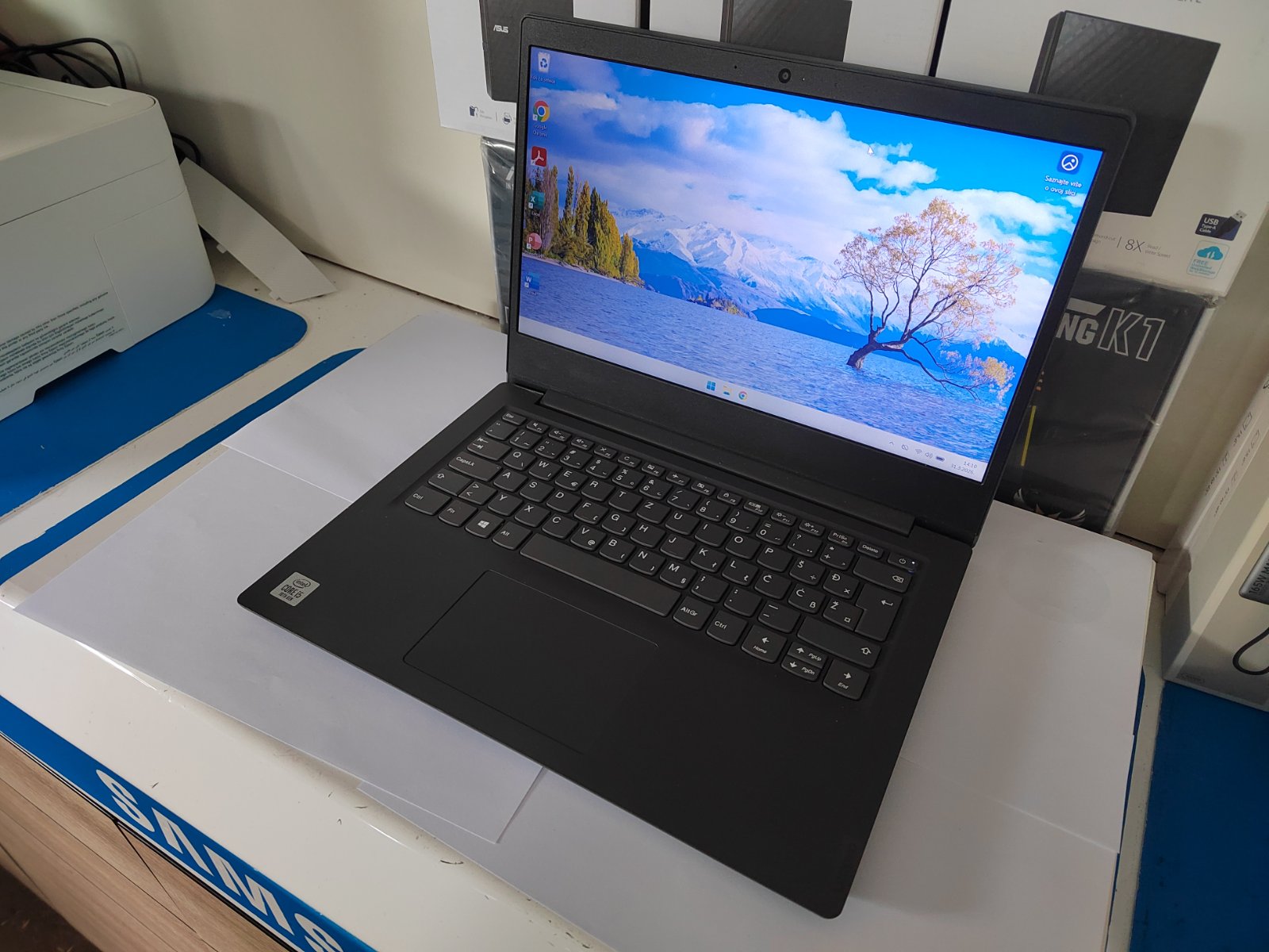 Lenovo V15 IIL i5-1035G1 / 20GB RAM / 256GB SSD