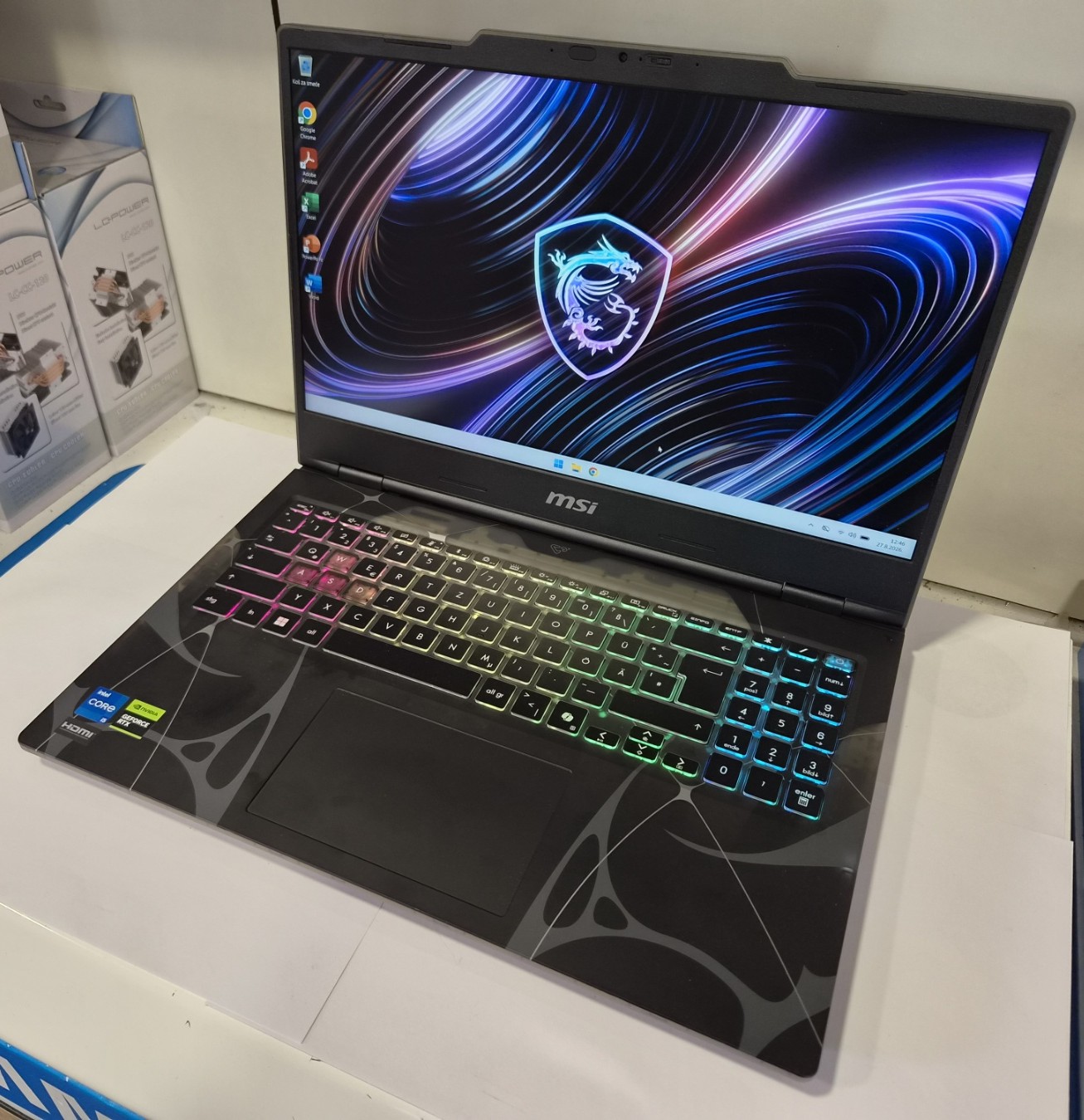 MSI Cyborg 15 B13WFKG RTX 5060 i5-13420H 16GB 512GB 144Hz