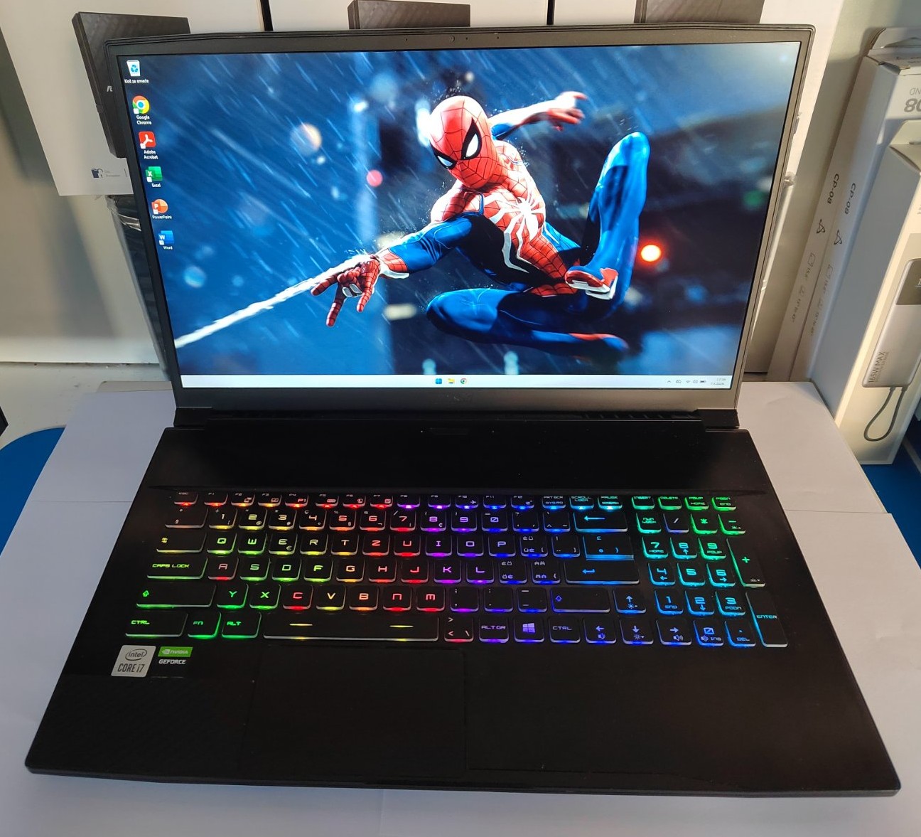 👉 MSI GF75 i7-10750H / 16GB / RTX 3060 / 1TB SSD 140Hz