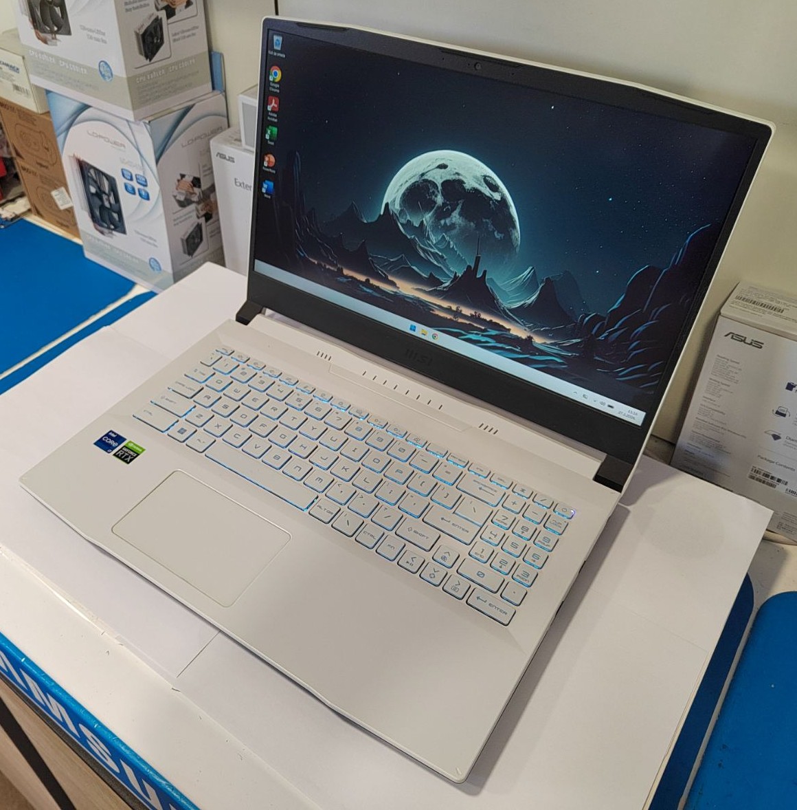 ✅ MSI Sword 15 A11UD Gaming Laptop – i7-11800H RTX 3050 Ti